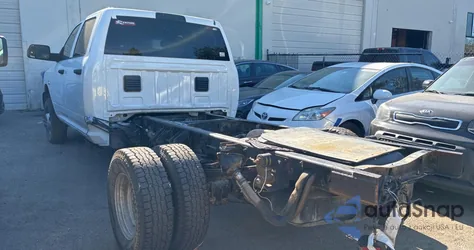 2018 Ram 3500 z USA, uszkodzony, nr VIN 3C7WRTCL0JG270594